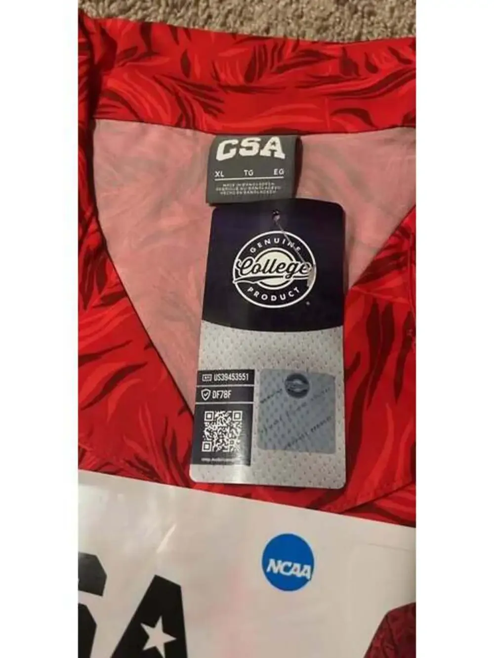 CSA NCAA Wisconsin Badgers red short sleeve polo men’s size XL